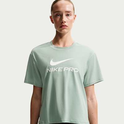 Nike Pro Women's Loose T-Shirt. Nike.com
